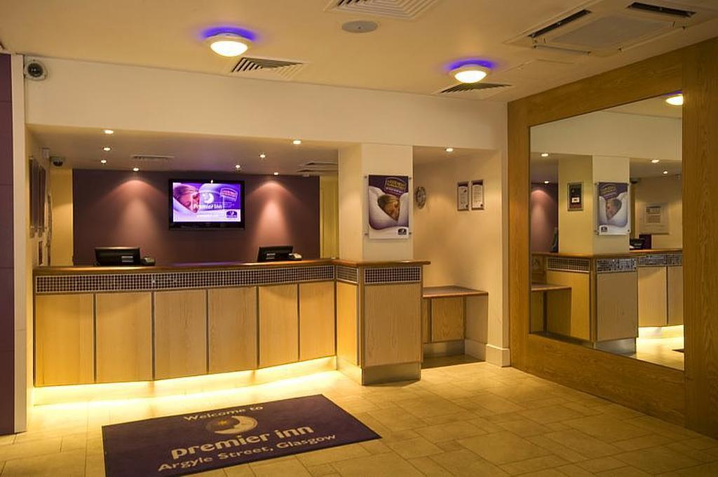 Premier Inn Glasgow City Centre - Argyle Street Bagian luar foto